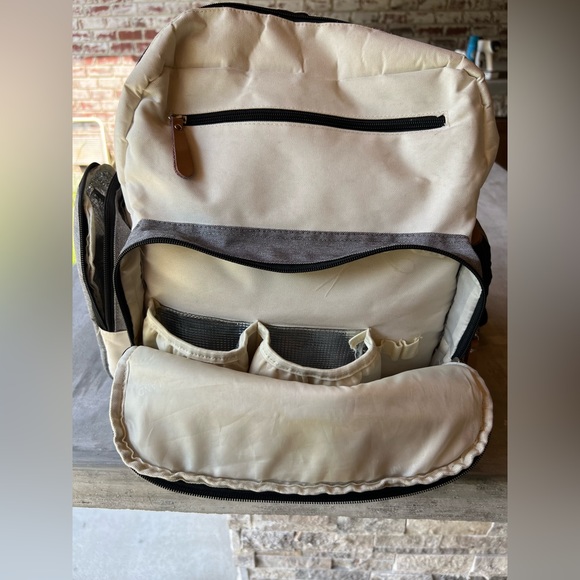 Land Diaper Bag - Picture 3 of 5